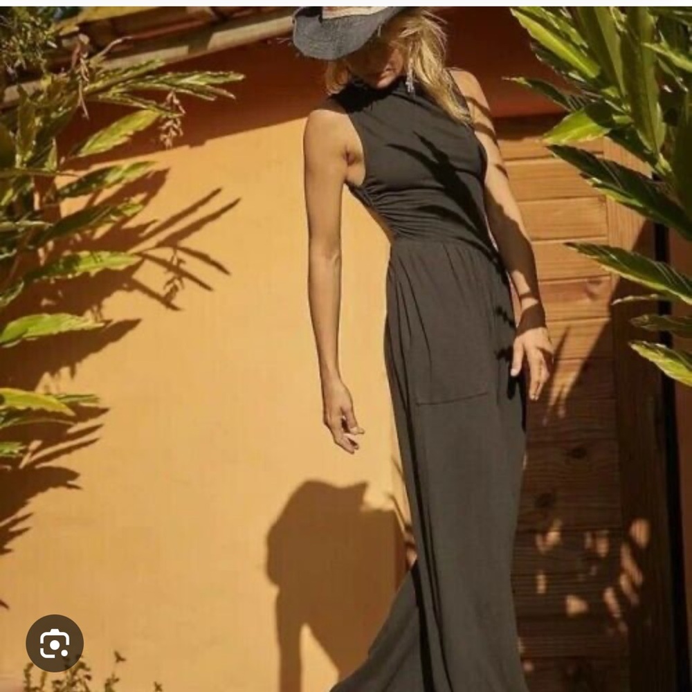 NWT Dream One-Piece - Picture 2 of 4